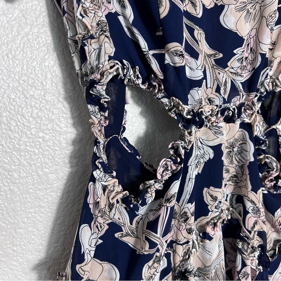 Floral Navy Dress with Open Back - Picture 7 of 13